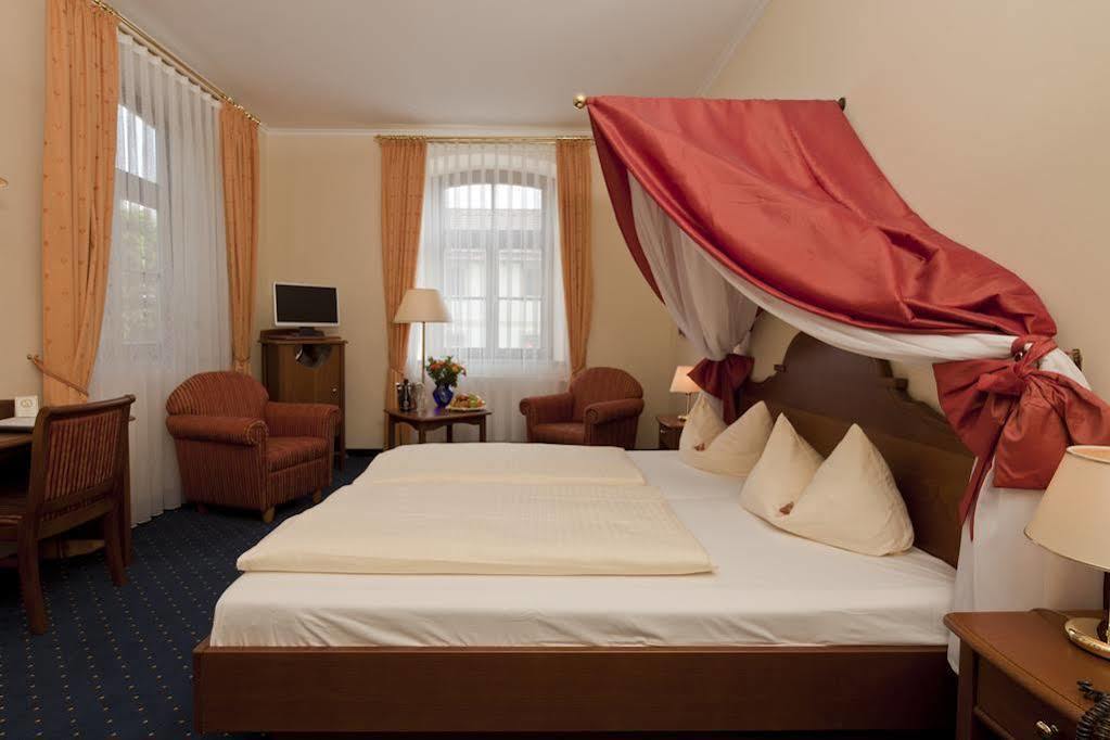 Hotel Angerbraeu Murnau am Staffelsee Extérieur photo